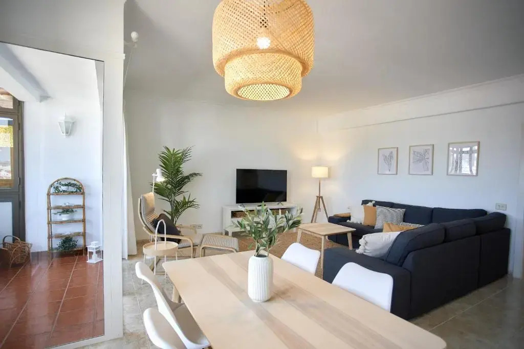 Casa Edita - Centric 2BR - City Views Terrace