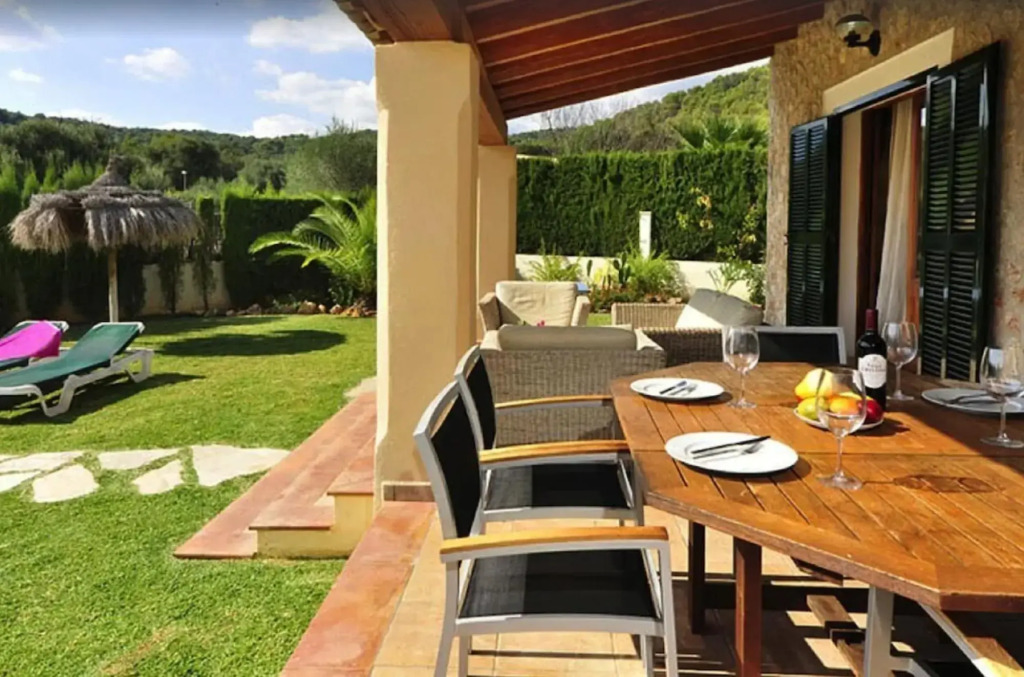 Canya Vera by Sealand Villas