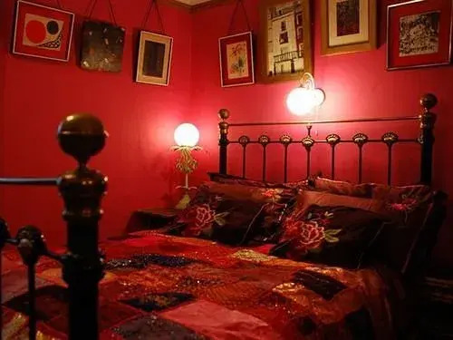 Priory House B&B And The Oriental Brewhouse Self Catering Accommodation