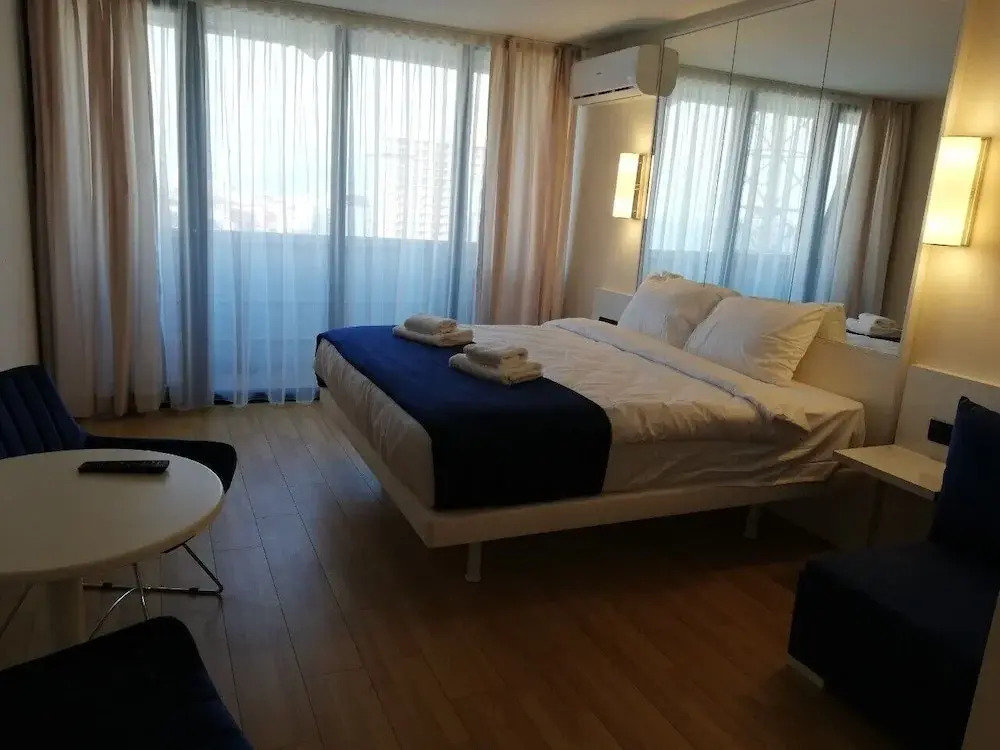 Comfy Brand-new Seaview Studio In Orbi Twin Tower