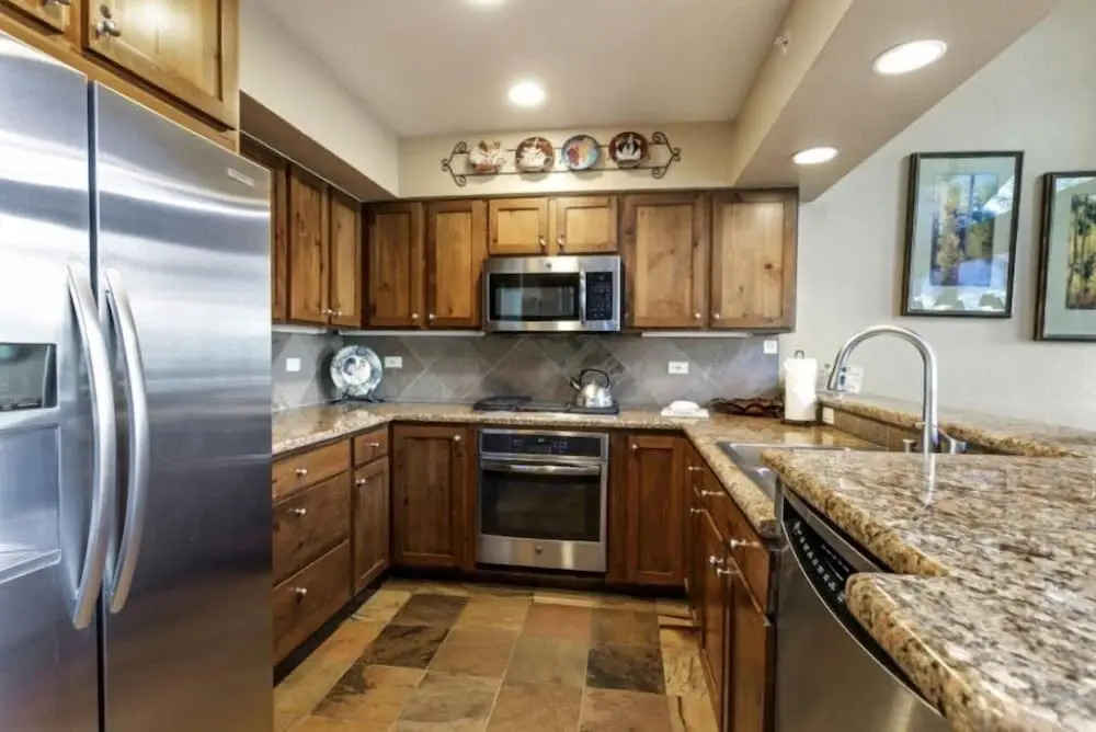 3 Bedroom In Lionshead Village At The Antlers