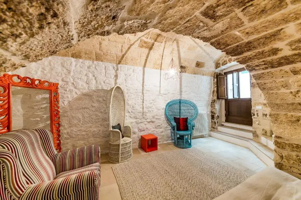 Itaca Home to Explorers
