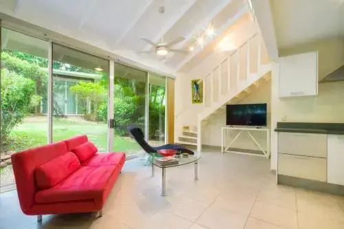 Tamarindo Penthouse by RedAwning
