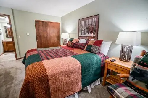 Park Place 102C