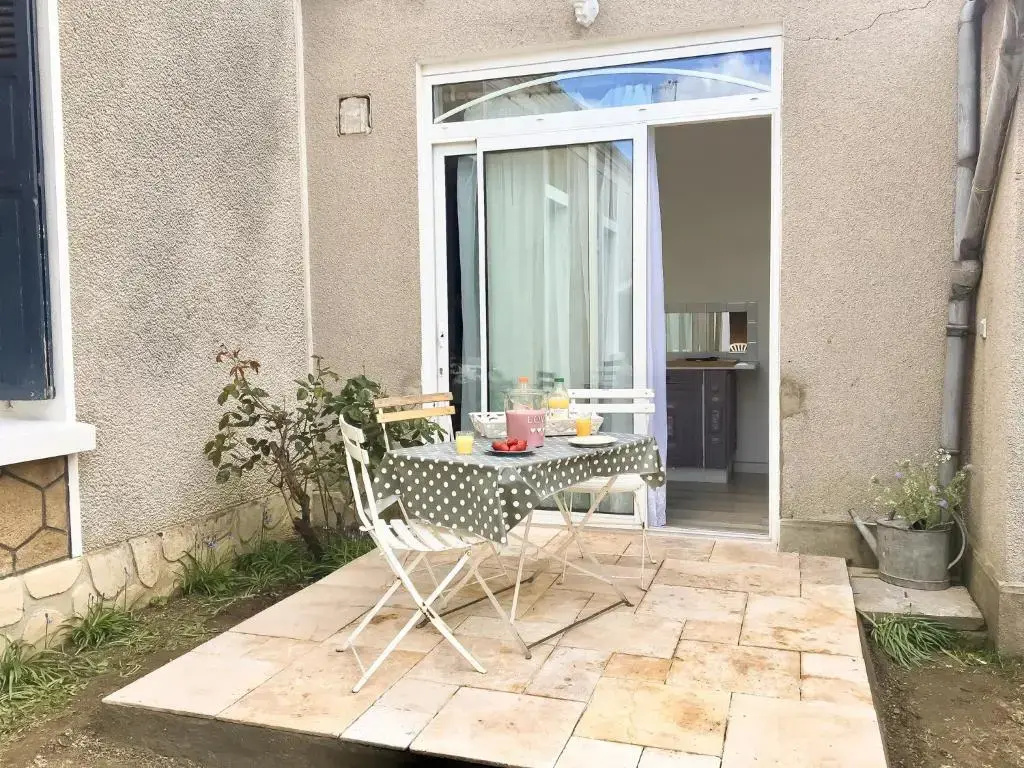 Maison de ville jardin 2km de Tours