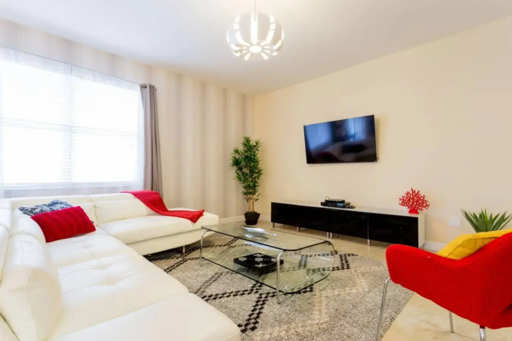 Amazing 5 bedroom home - Champions Gate Resort