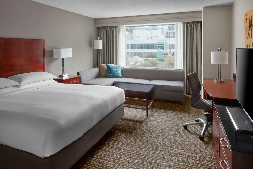 Marriott Downtown at CF Toronto Eaton Centre