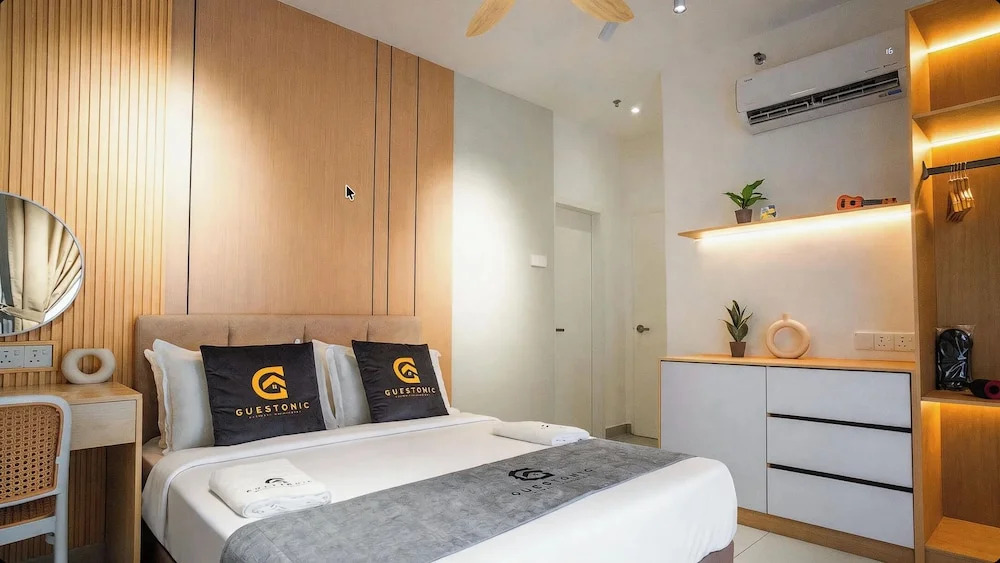 Dorsett Waterfront Subang by Homebrickz