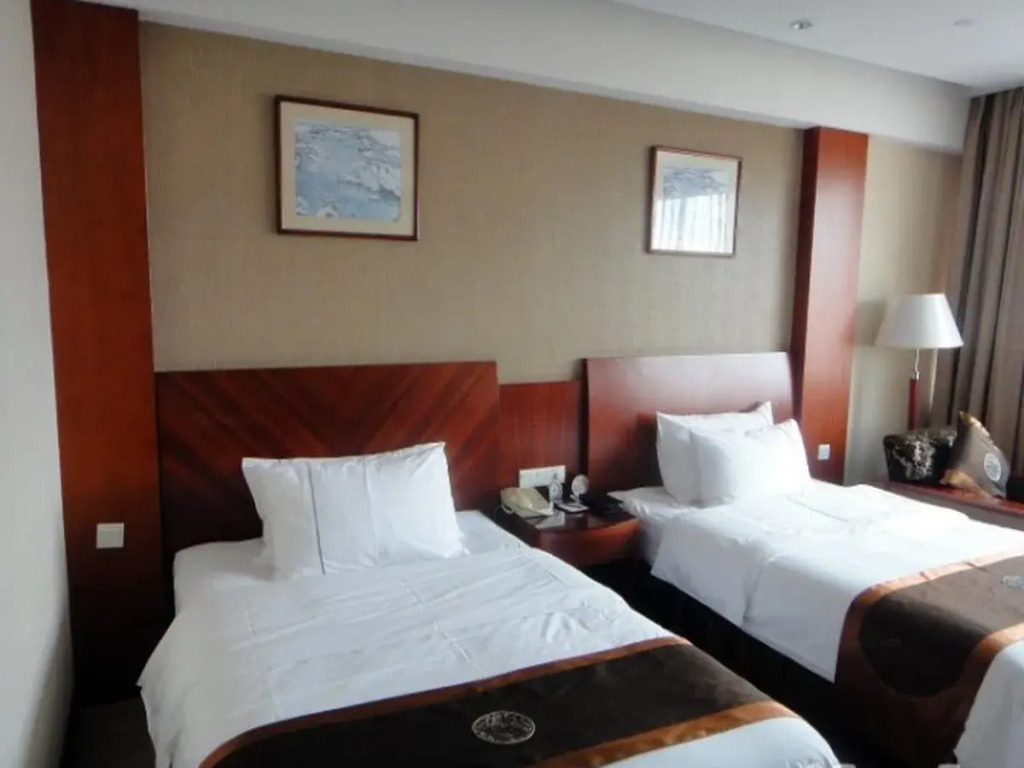 Yixing Hotel
