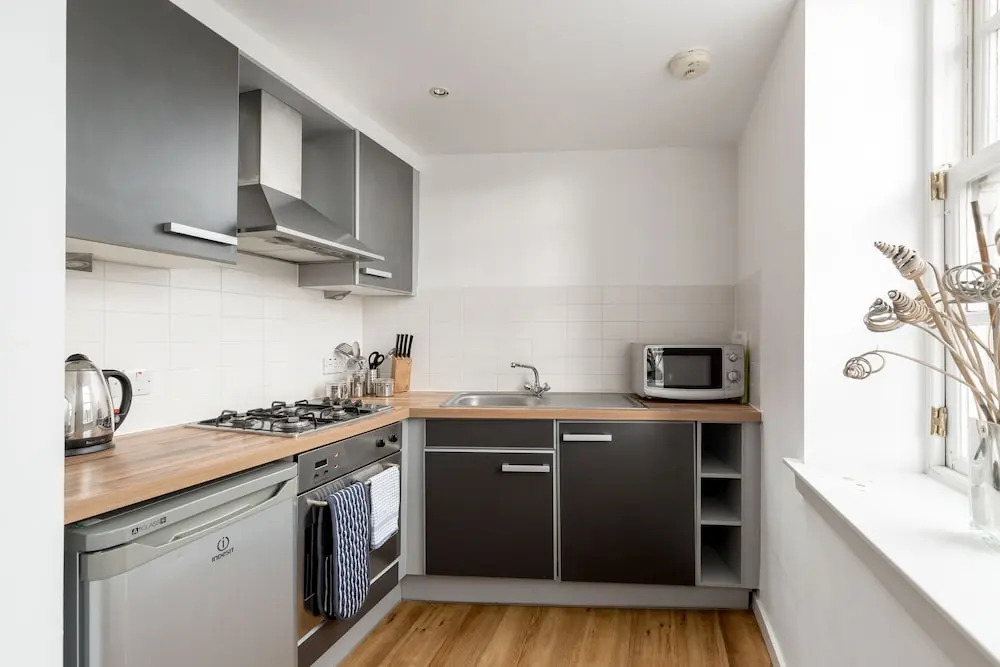 Silver Lining - Grassmarket Apartments