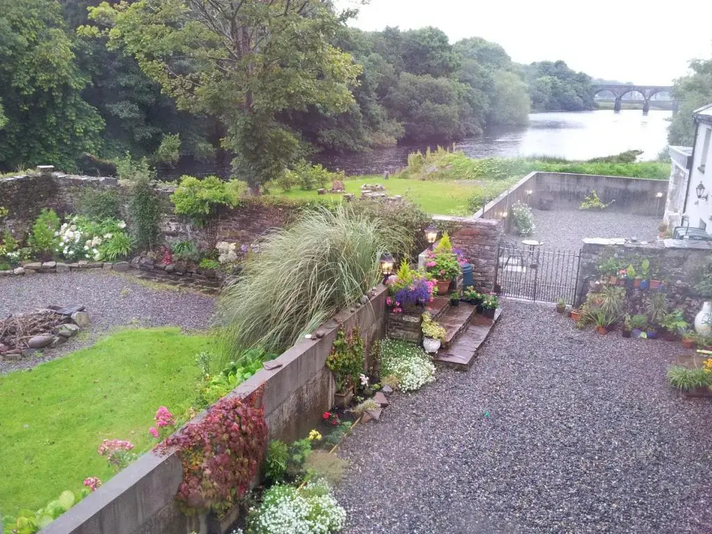 Riverside House