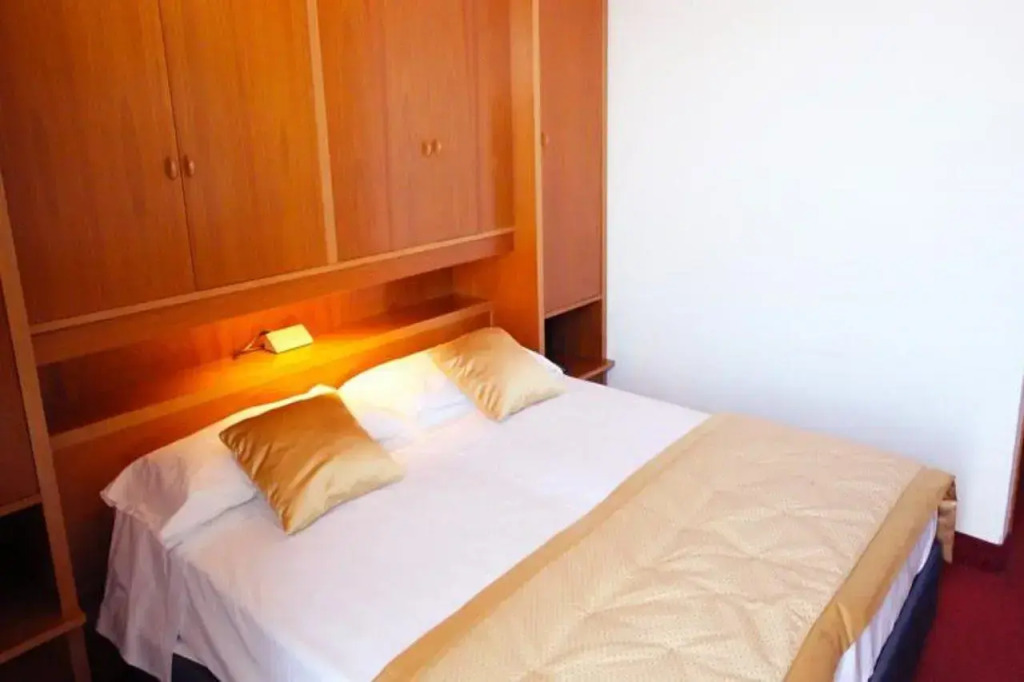 Termini Beach Hotel & Suites