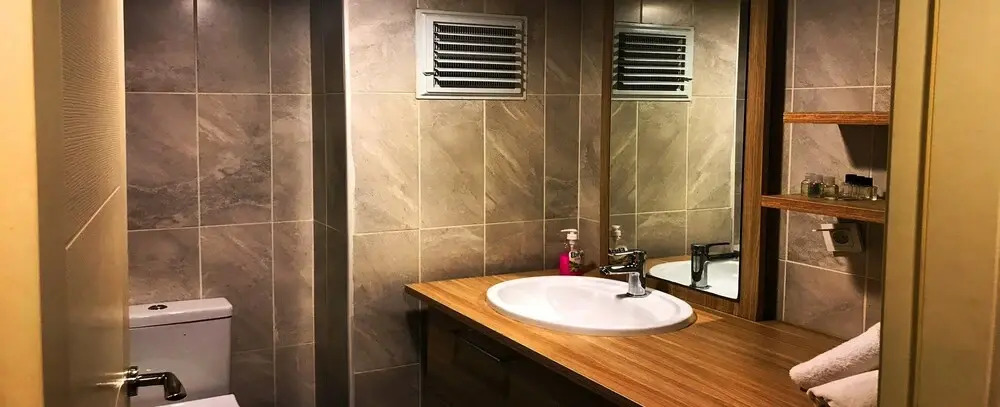 VIP Inn
