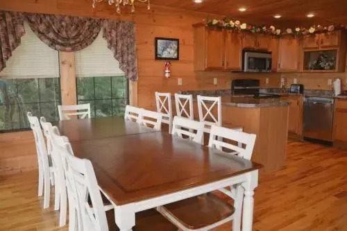 Amazing View Lodge 5 Bedroom 5 Bath with Fantastic View