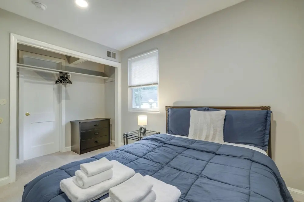 Washington, DC, Area Apartment 8 Mi to Downtown!