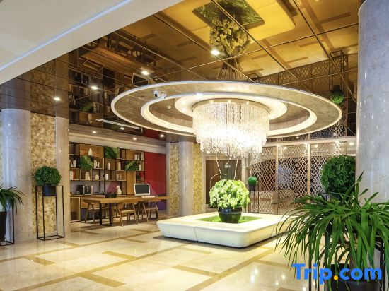 Homeinn Superior Cloud Hotel (Urumqi Changjiang Road Dehui Wanda)