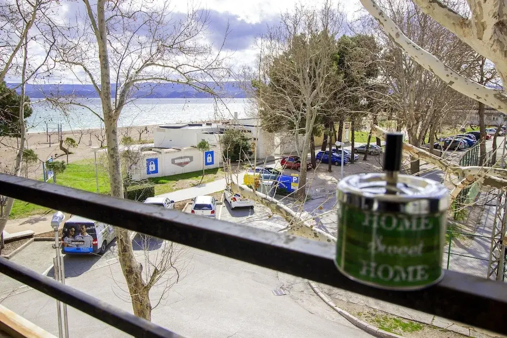 Villa Omis