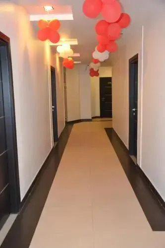 Hotel R R Inn