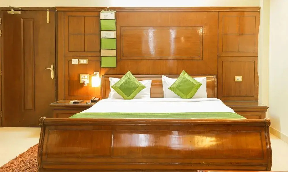 Treebo Shanta Inn