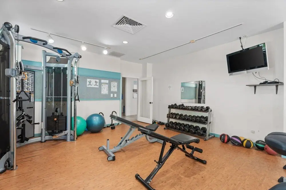 Beautiful Mountain View - Concierge Included - Spacious! - Vrkcv