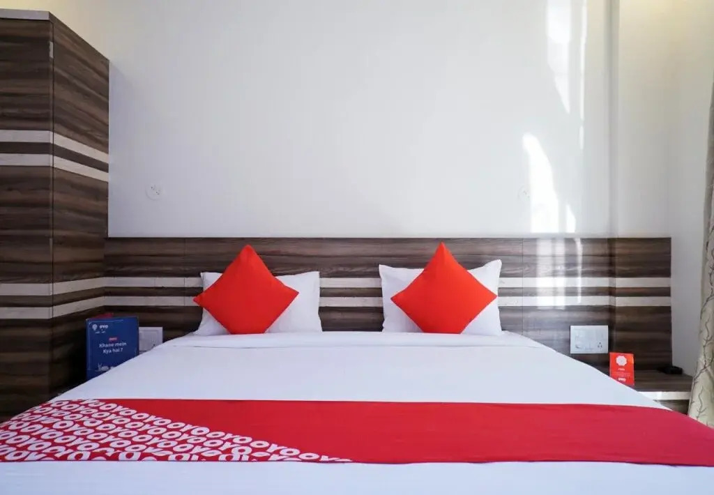 Venna View by OYO Rooms
