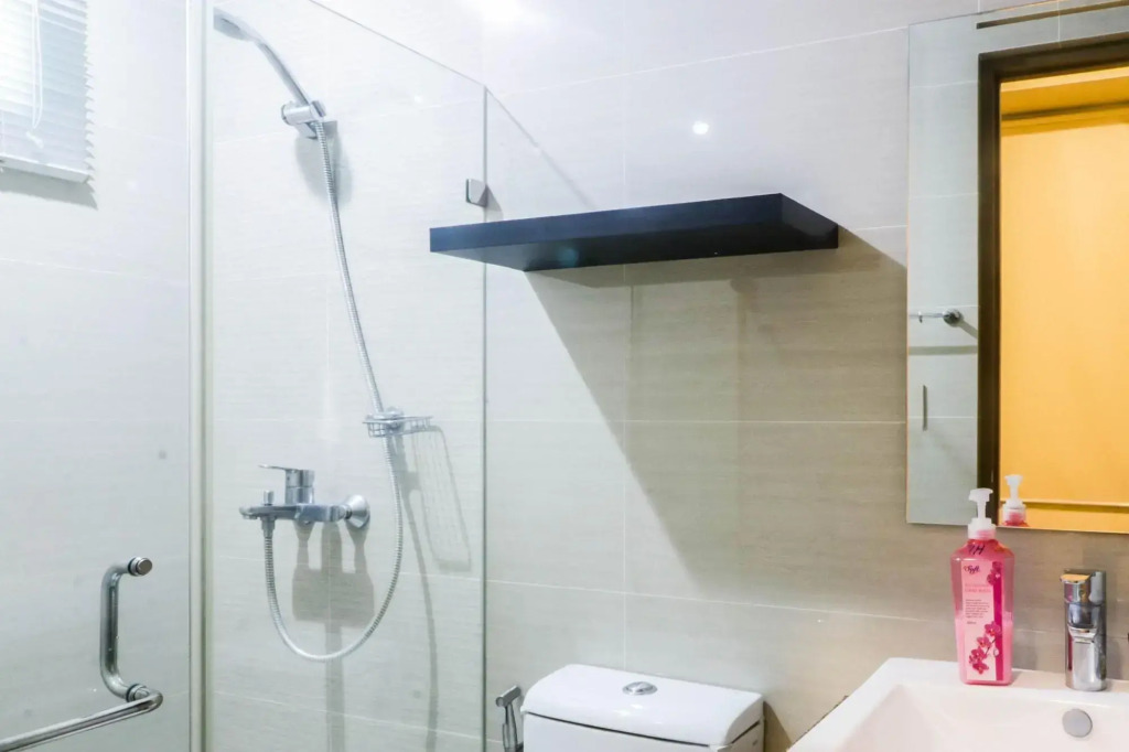 PRS at One Palm Tree Villa near T3 Airport