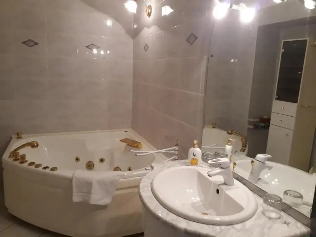 Piac utcai Apartman