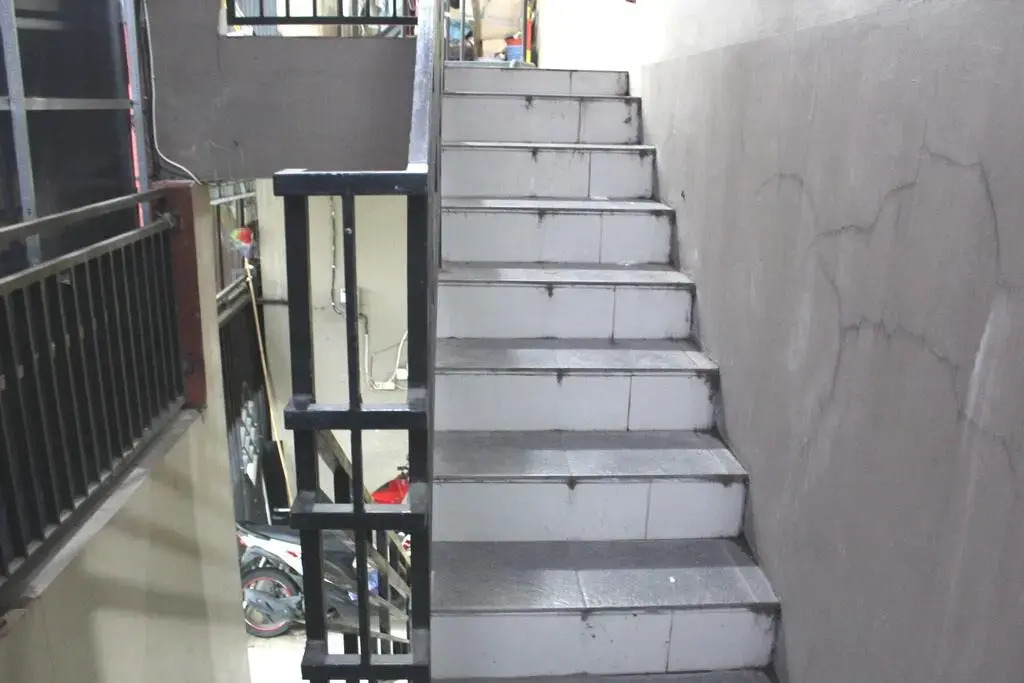 OYO Life 2982 Griya Aisyah Residence 2
