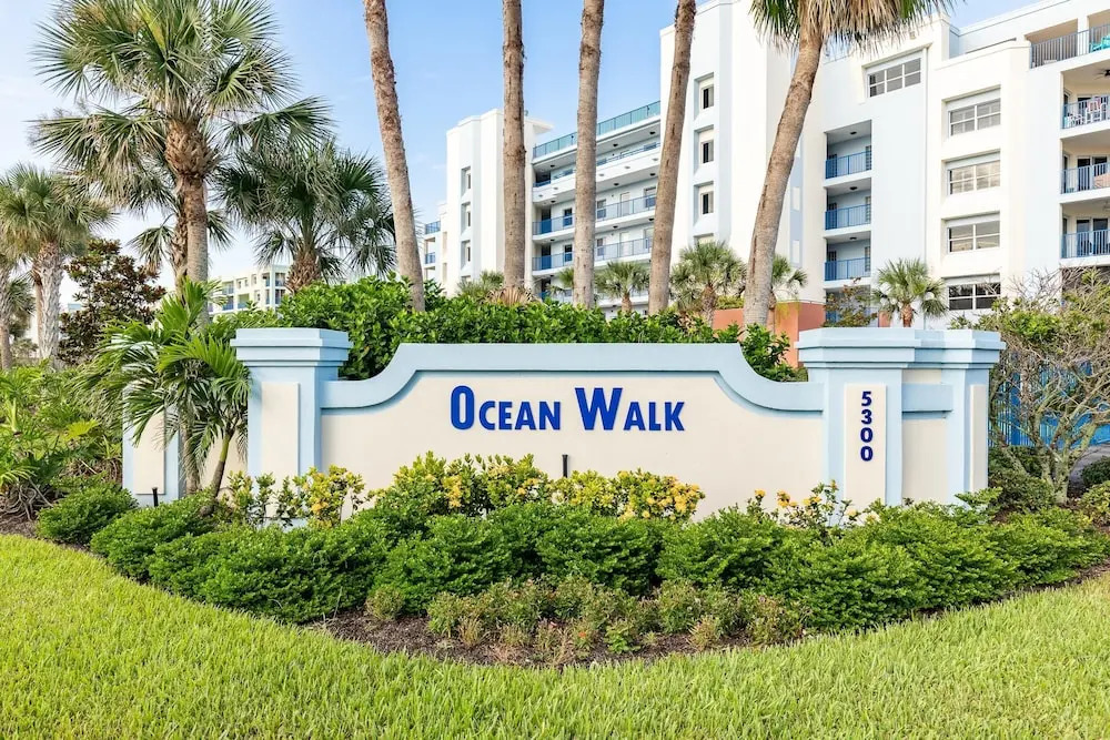 Oceanwalk 9-302