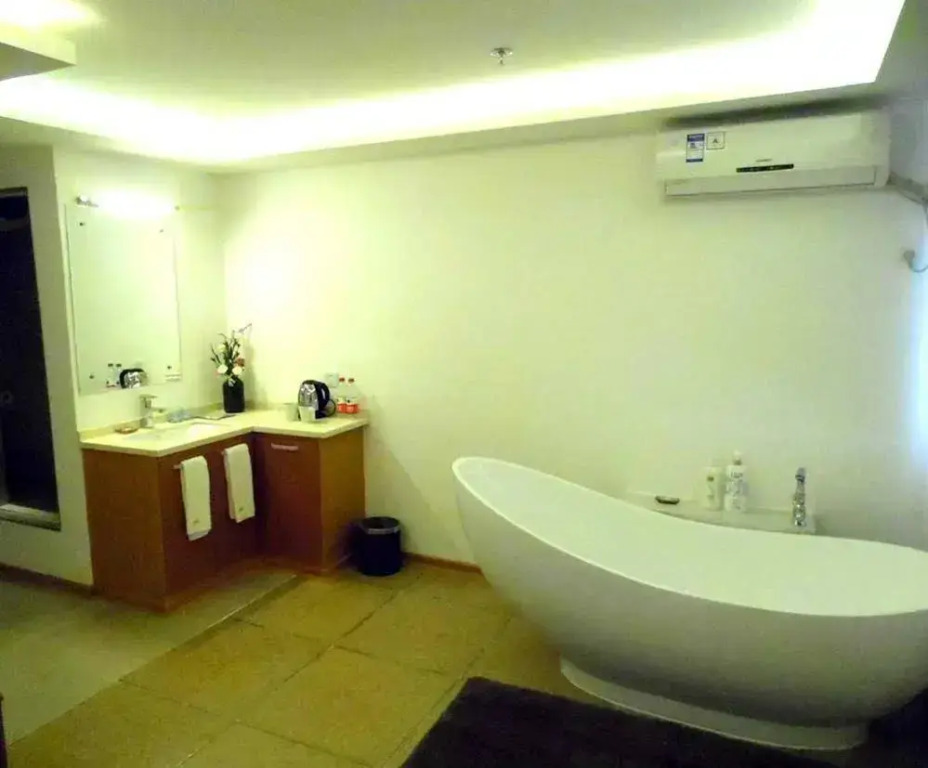 Dalian Landu Hotel