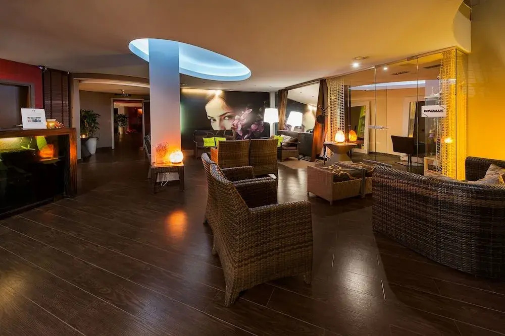 Maloves Resort & Spa