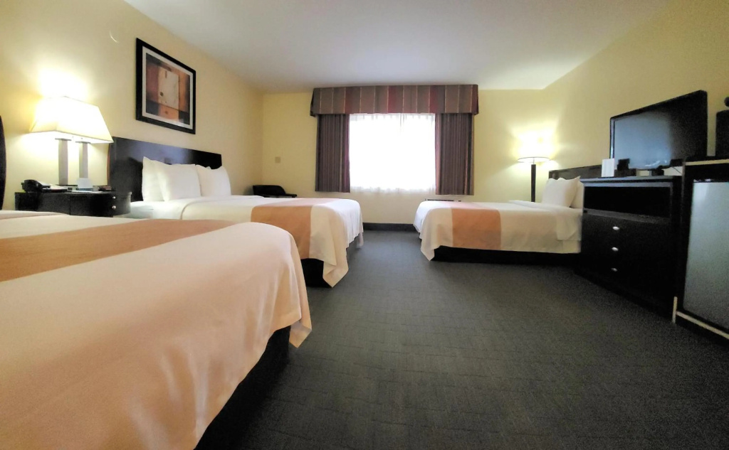 Quality Inn & Suites Anaheim at the Park