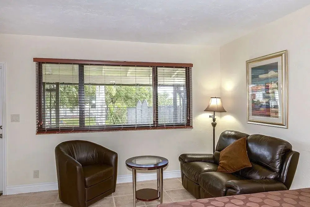 Shell Studios Hallandale Beach