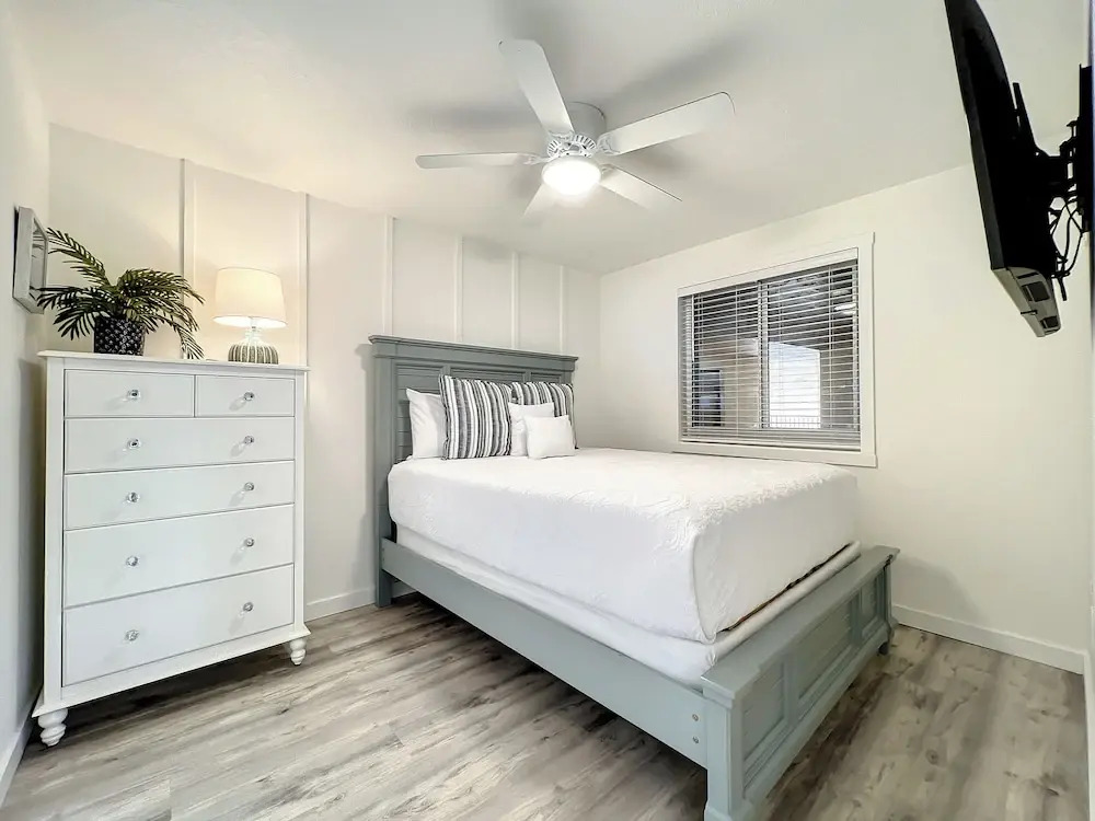 Oceania Beach Club 305