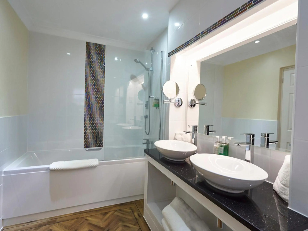 Hempstead House Hotel & Restaurant