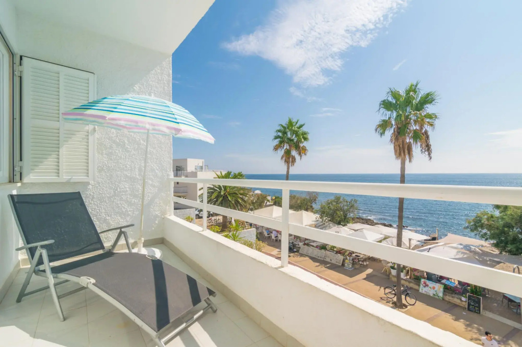 SES ROQUES DE CALA BONA - Apartment with sea views in Cala Millor. Free WiFi