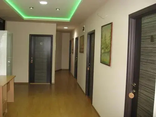 B&B Apolon