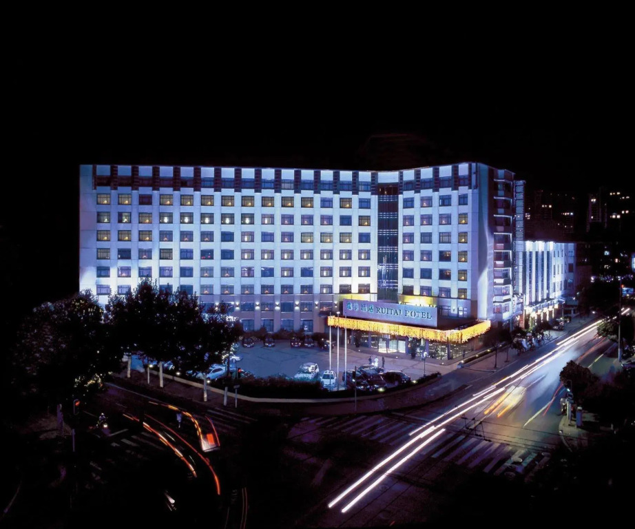 Rui Tai Hong Qiao Hotel