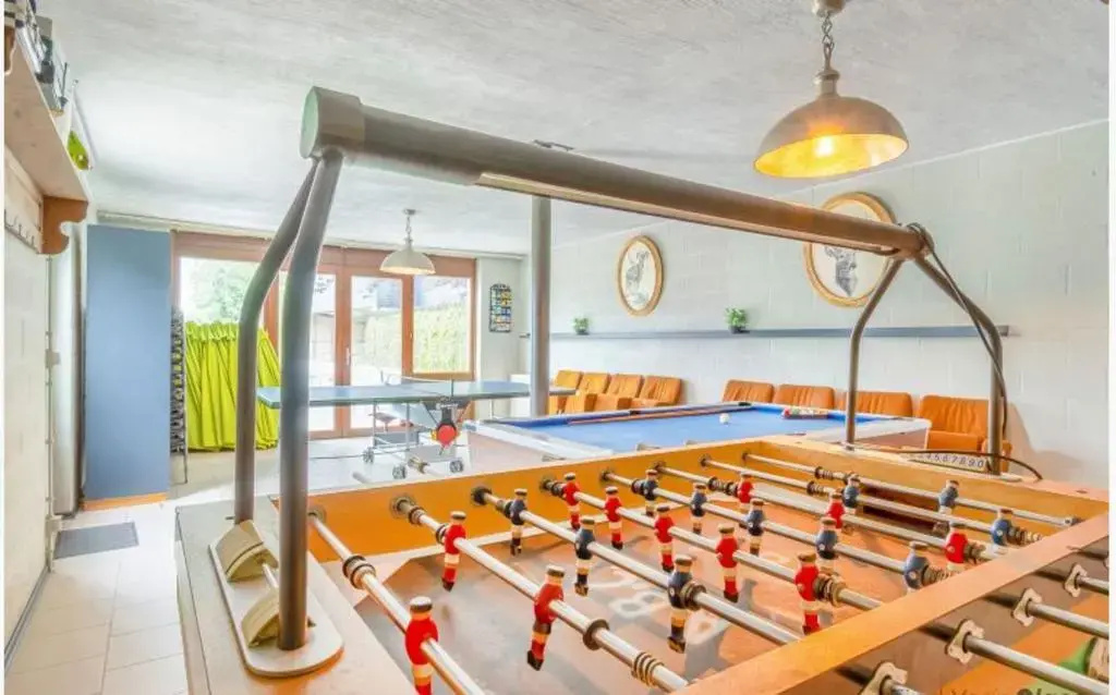 Spacious villa in Florenville with private pool