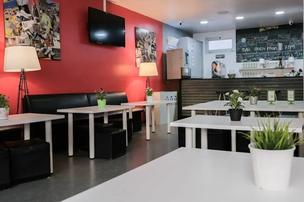 HelloBCN Youth Hostel Barcelona