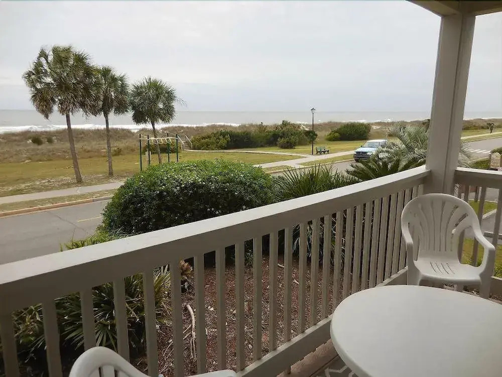 Ocean Forest E110 - 2 Br Condo