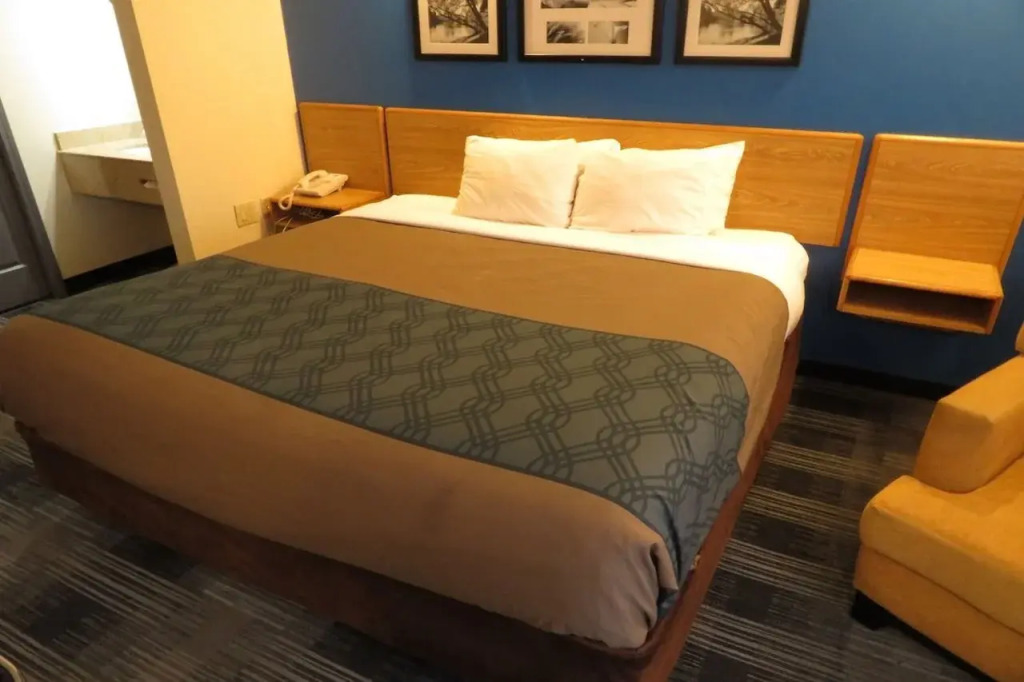 Rodeway Inn Austell Six Flags