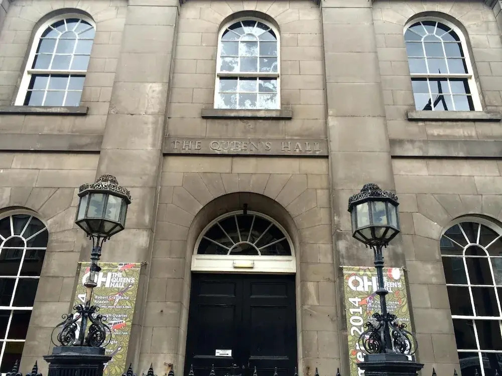 Modern 2 Bedroom Apartment in Central Edinburgh