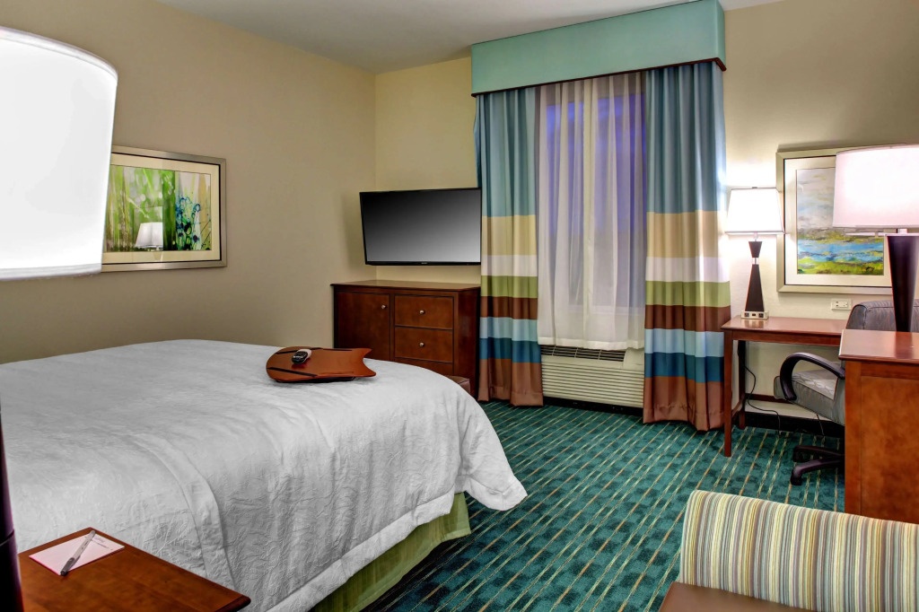 Hampton Inn and Suites Coconut Creek