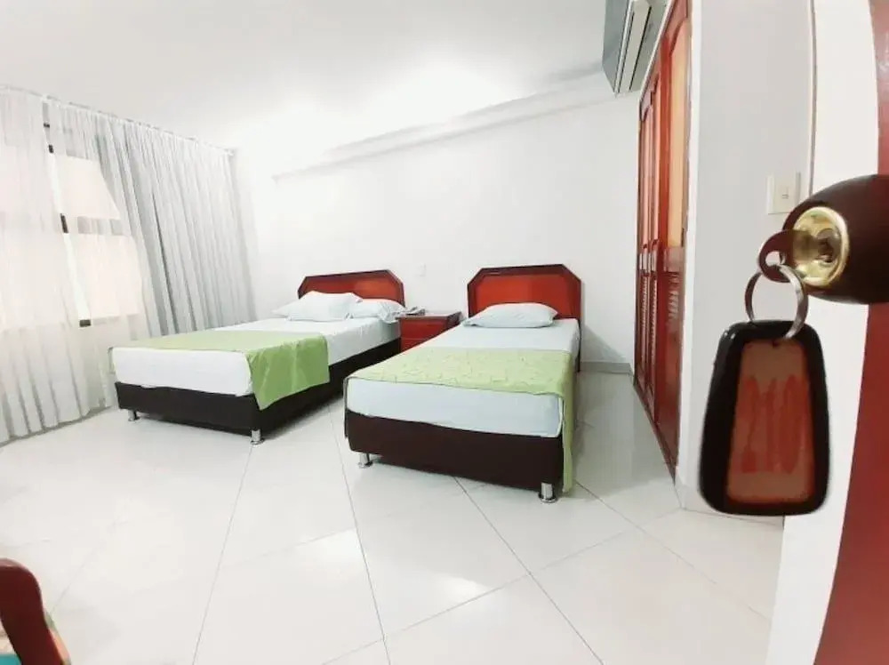 Hotel Santorini la 70