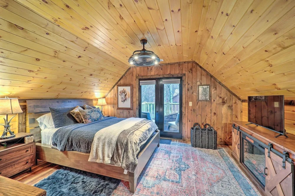 Beech Mountain Nature Escape! Modern + Cozy Cabin
