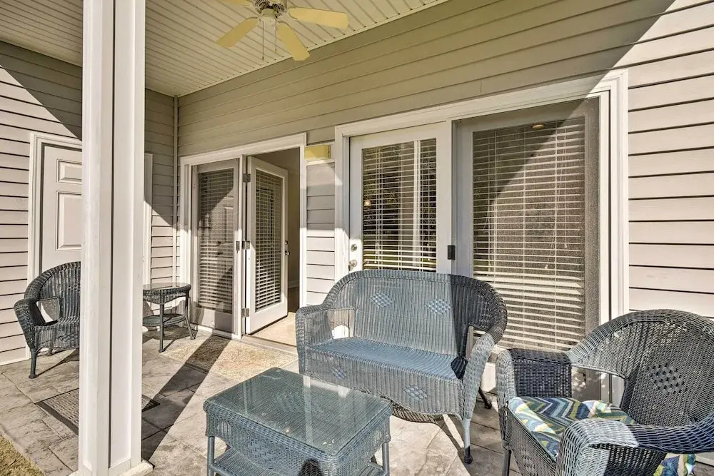 Stunning Sunset Beach Condo: 3 Mi to Beach!