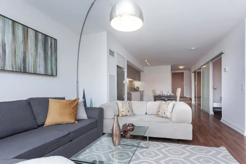 Applewood Suites - Condo Townhome