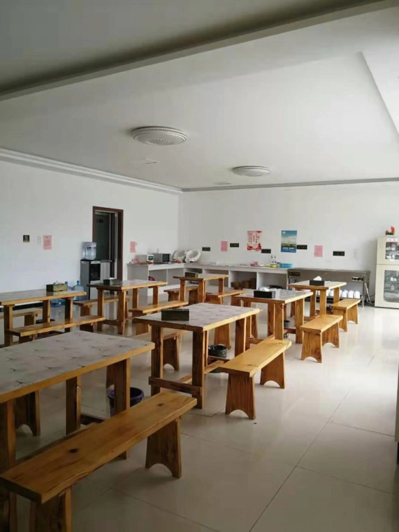 Lushang Spring Lake Resort