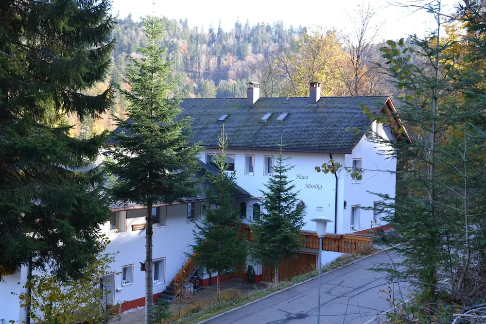 Haus Monika